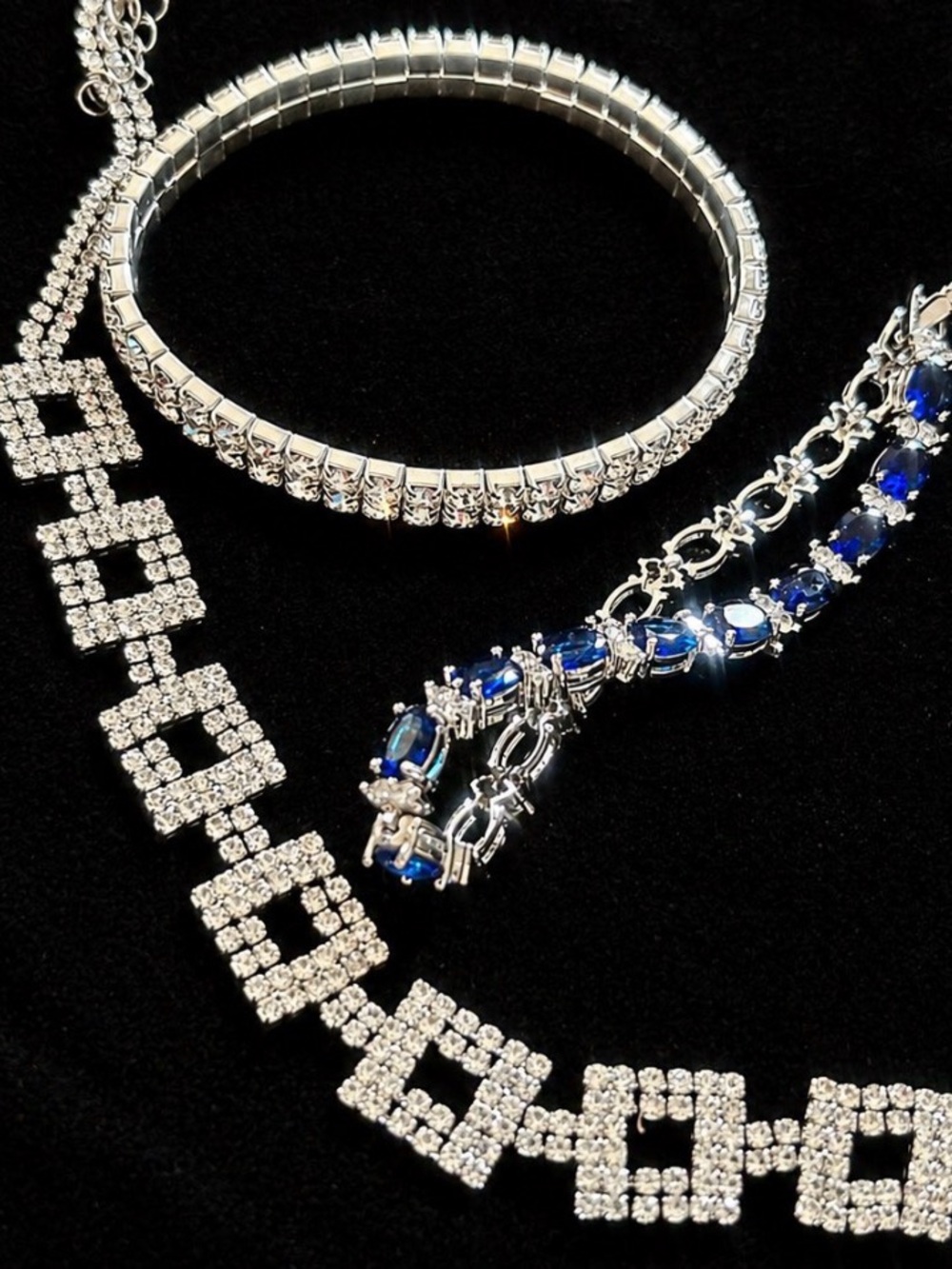 Fashion Jewelry Silver Bracelets with Blue Crystal Accents